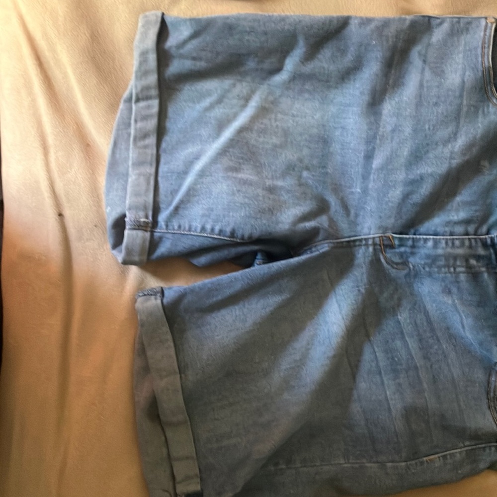 Celebrity Pink Blue Jean Shorts Relaxed Fit